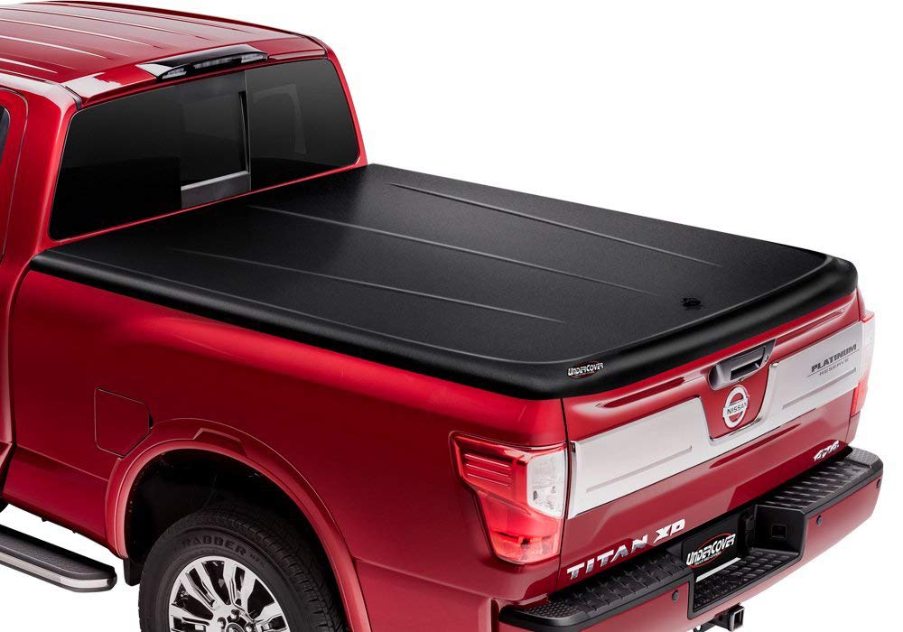 UnderCover SE One-Piece Truck Bed Tonneau Cover | UC5076 | Fits 2016 - 2022 Nissan Titan 5' 7" Bed (67")