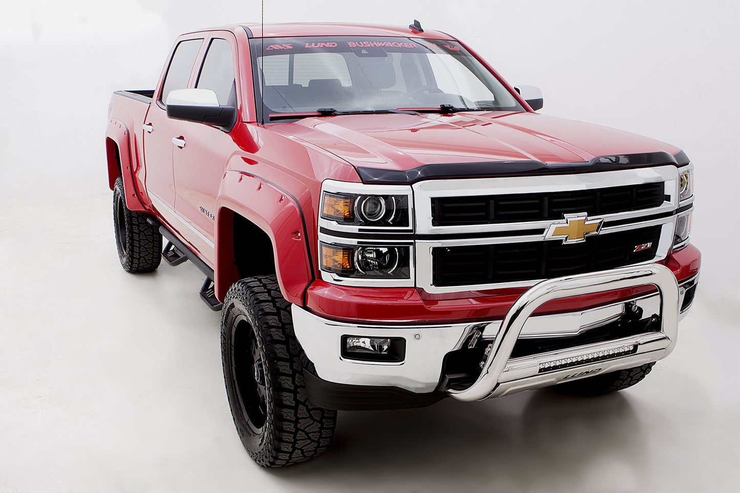 RealTruck Lund 34641186 Black Steel Terrain HX Step Nerf Bars for 2015-2018 Chevrolet Silverado/GMC Sierra 2500HD/3500HD Crew Cab